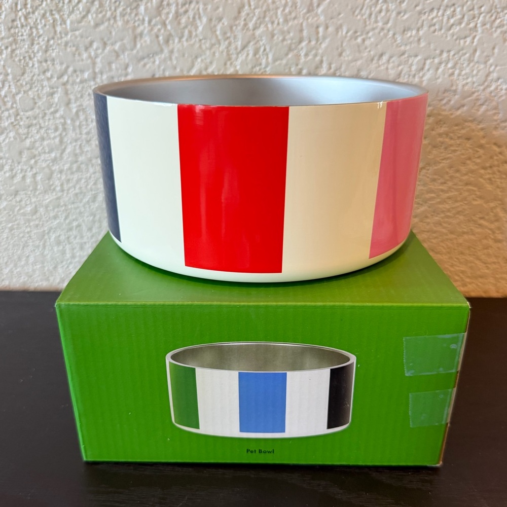 Kate Spade M/L  Adventure Stripe Pet Bowl - Picture 3 of 13